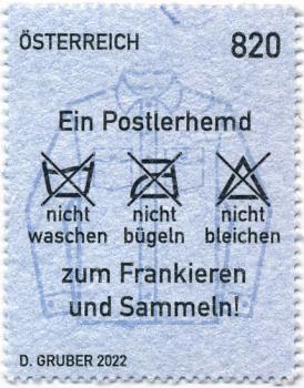 ANK 3703 Österreich 2022 – Postlerhemd – Selbstklebende Sondermarke aus recycelten Postuniformen