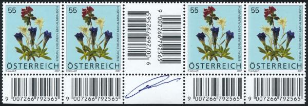 ANK 2658 ZW – Österreich 2007 – 55 Cent „Alpenblumen: Enzian, Edelweiß & Almrausch“ – unteres waagrechtes Zwischenstegpaar (mit Archivunterschrift am Unterrand)